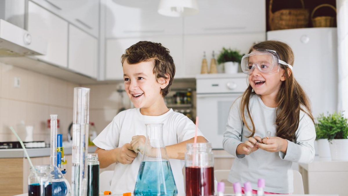 5 Reasons Why You Should Do Science Experiments At Home With Your Kids