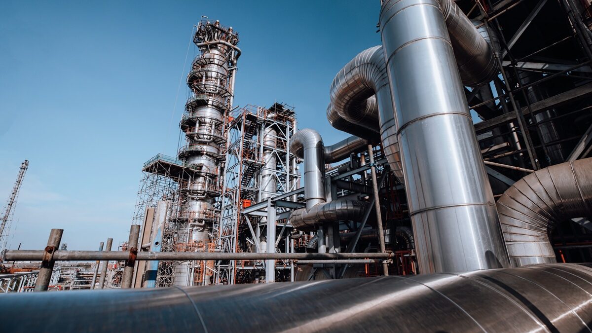 Large Bore Steel Pipe vs. Standard Pipe: What’s the Difference?