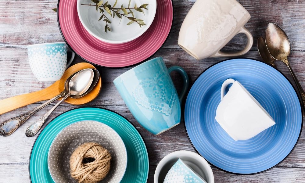 Why Modern Dining Spaces Prefer Stylish and Durable Melamine Plates
